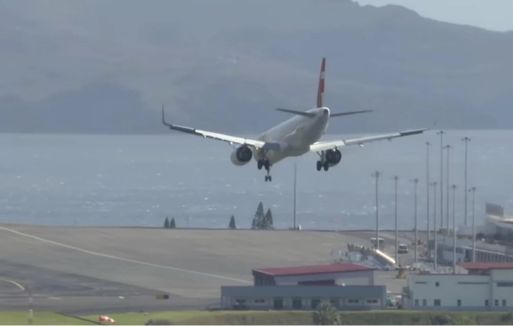Προσγείωση θρίλερ λόγω ισχυρών ανέμων στη Μαδέρα – Βίντεο που κόβει την ανάσα
