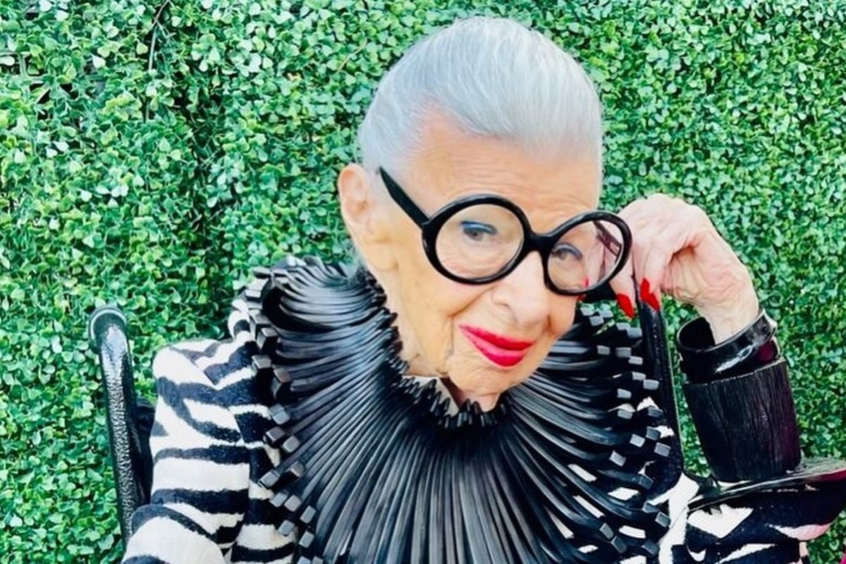 Iris Apfel: Πέθανε στα 102, έγινε μοντέλο στα 97