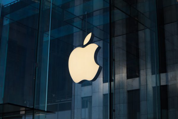 Apple: Η αγωγή εναντίον της βασίτηκε σε προηγούμενη δίωξη της Microsoft