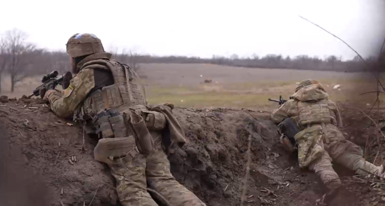 Στρατό με ρομπότ ετοιμάζει η Ουκρανία για τον πόλεμο με τη Ρωσία