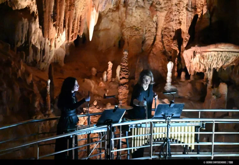 Μετά από 1.000.000 χρόνια, ακούστηκε μουσική στο σπήλαιο Πετραλώνων Χαλκιδικής