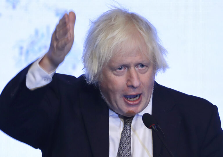 Ο Μπόρις Τζόνσον είπε ότι το Bitcoin είναι απάτη — και το crypto Twitter του απάντησε