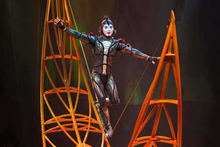 Τσίρκο για έντομα: Το OVO της Cirque du Soleil είναι μια ωδή στους μικρούς συγκατοίκους μας