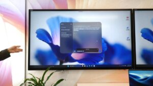 Το Humane Ai Pin πέθανε — και ξαναγεννήθηκε ως chatbot για εταιρικά laptop