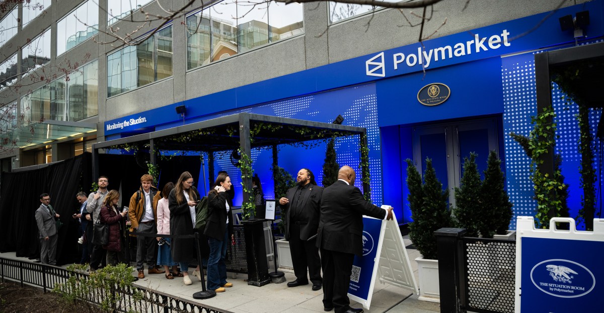 Η δεξιά Αμερική χωρίζεται στα δύο για το μέλλον της AI