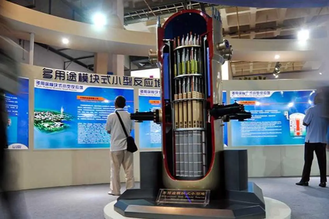 Μικροαντιδραστήρες: Το μέλλον της πυρηνικής ενέργειας ή μια επικίνδυνη συντόμευση;