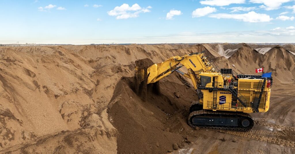 Ο μεγαλύτερος ηλεκτρικός εκσκαφέας στον κόσμο ξεκινά την παγκόσμια κατάκτηση