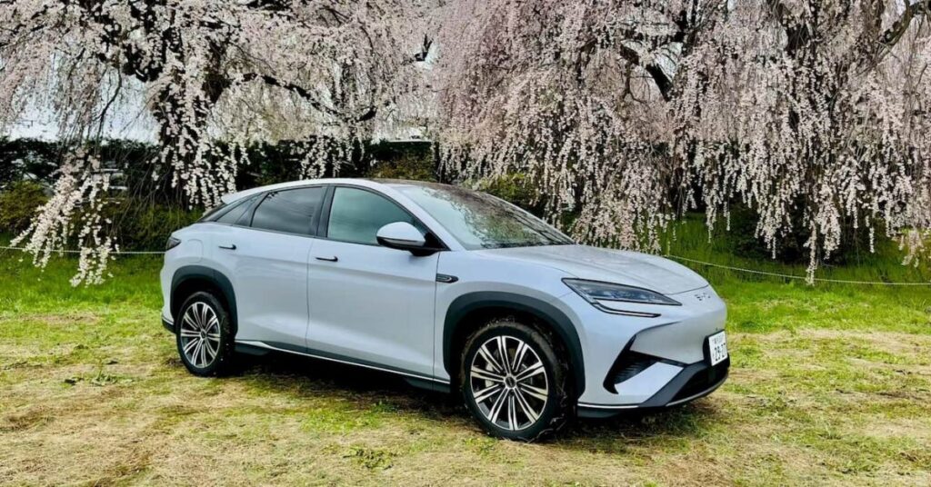 Η BYD κερδίζει την ενεργειακή κρίση — και οι παραγγελίες EV εκτοξεύονται