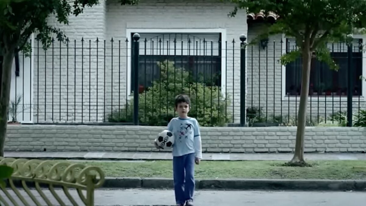 Το «Terrified» ξαναγεννιέται — και δεν είμαστε σίγουροι αν χαιρόμαστε