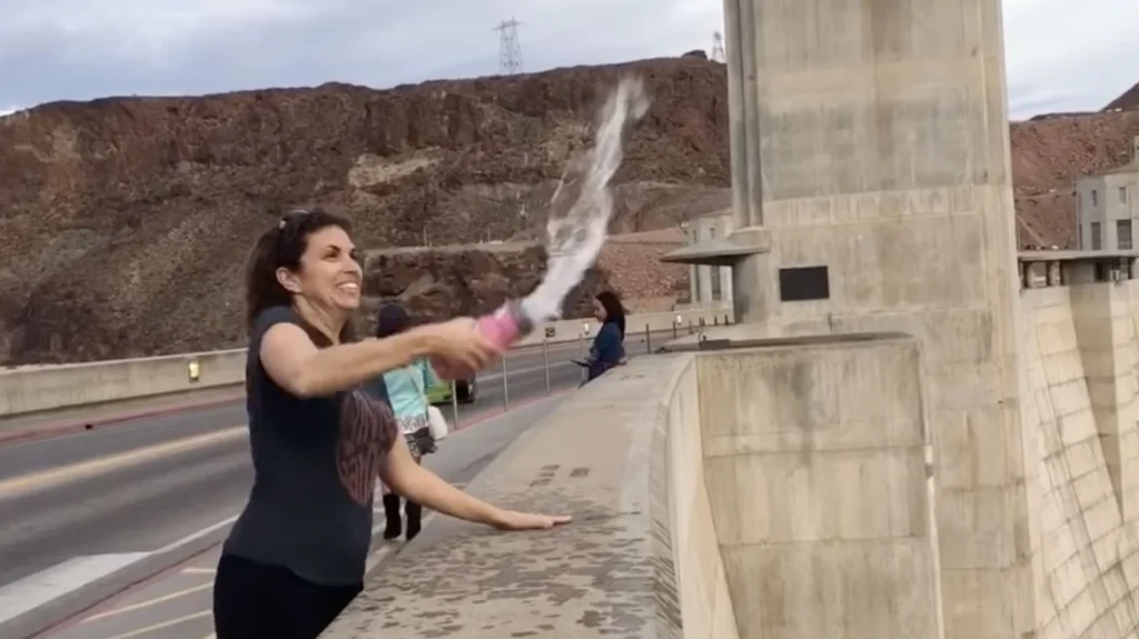 Το φράγμα Χούβερ που «αρνείται» να δεχτεί νερό