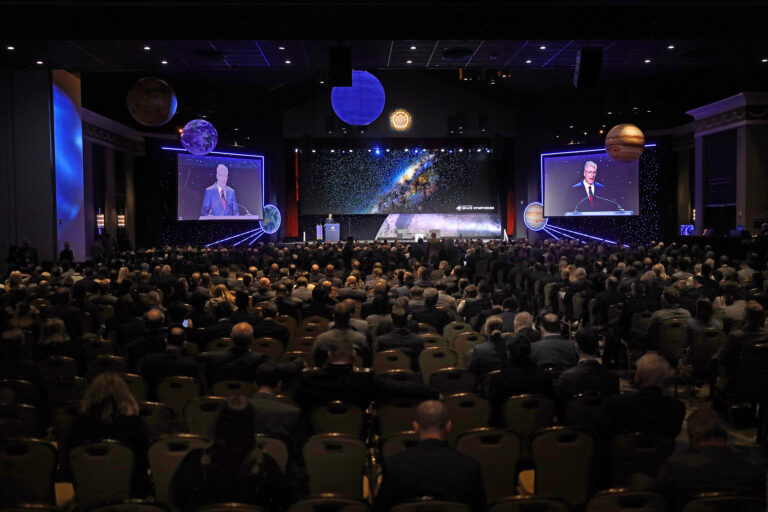 Η Space Force εκτινάσσει τον προϋπολογισμό της και καλείται να ανταποκριθεί