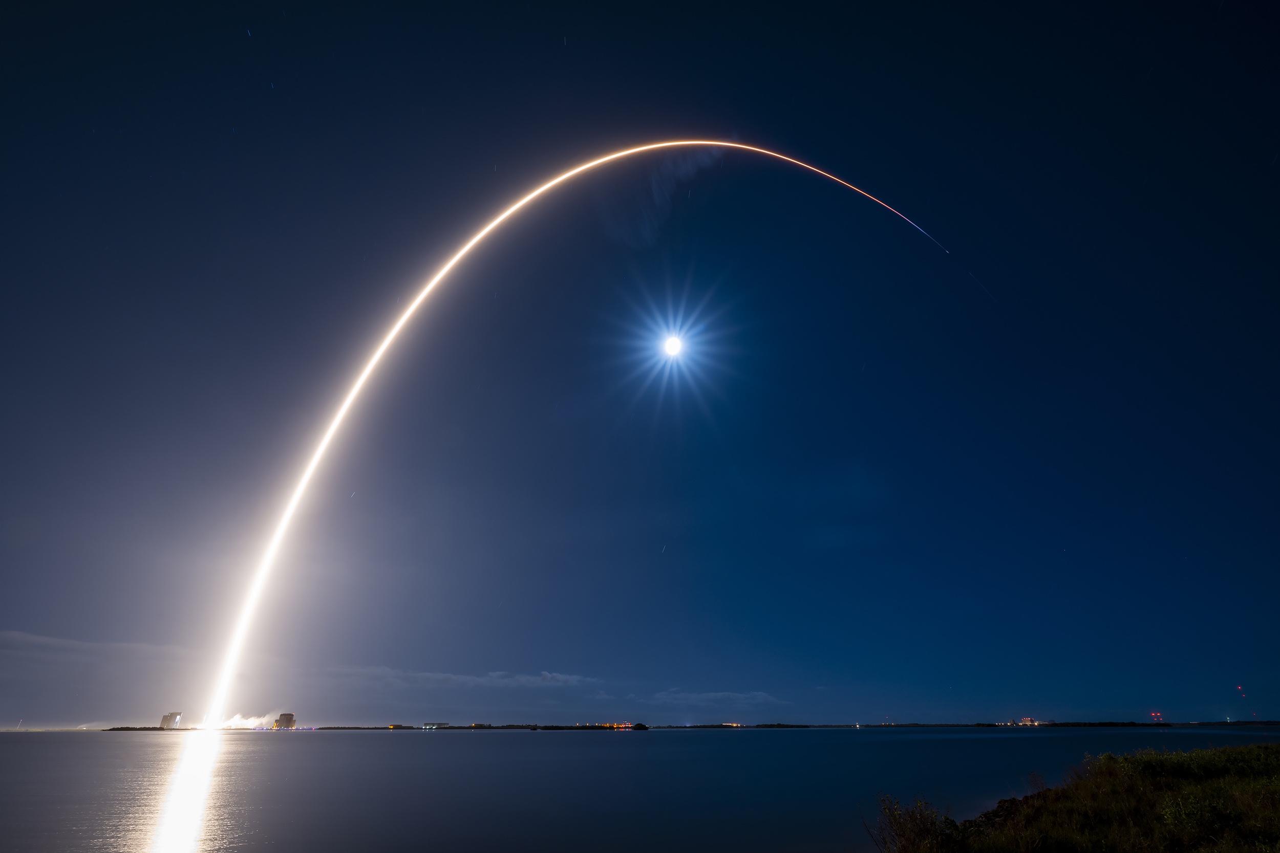 Το διάστημα, τελευταία γραμμή των ΗΠΑ απέναντι στις κυβερνοεπιθέσεις