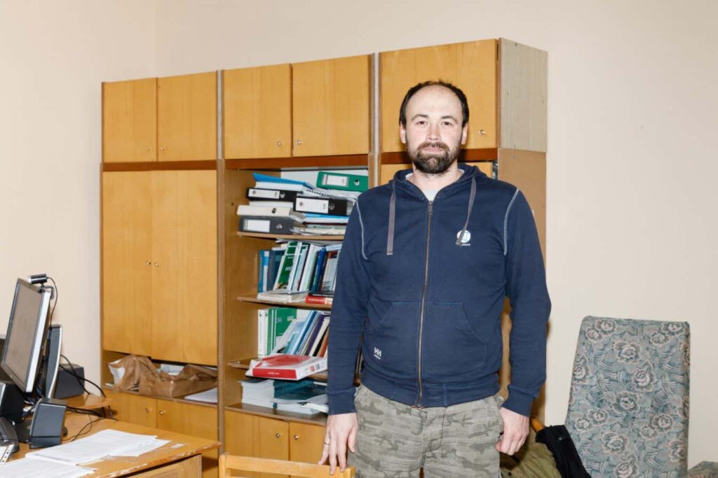 Ο επιστήμονας που μπαίνει στο εσωτερικό του αντιδραστήρα του Τσερνόμπιλ