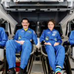 Η NASA διατηρεί τις εξαμηνιαίες αποστολές στον ISS