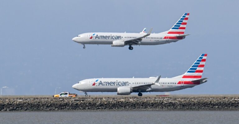 Η American Airlines θα εγκαταστήσει Wi‑Fi Starlink σε 500 αεροσκάφη