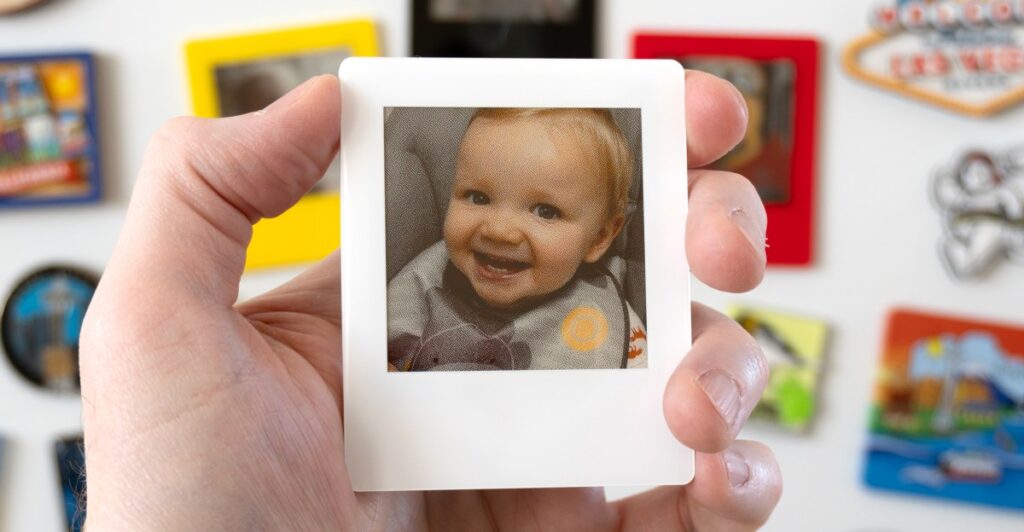 Επαναχρησιμοποιούμενες ψηφιακές Polaroid για το ψυγείο με αναμνήσεις