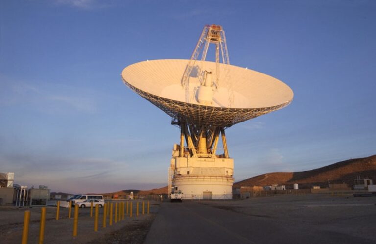 Βλάβη σε κεραία του Deep Space Network από ανεπαρκή εκπαίδευση