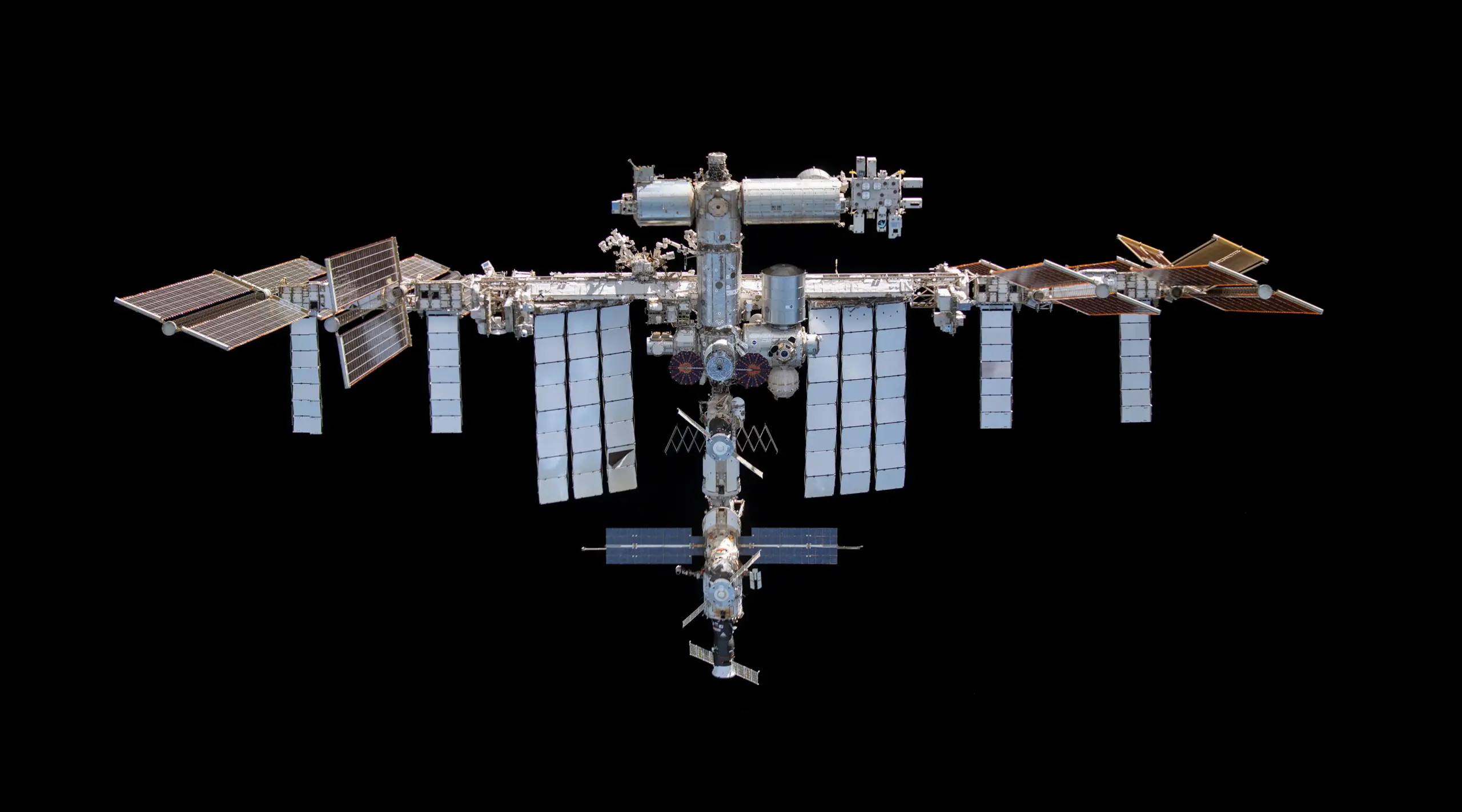 NASA: Προσωρινό καταφύγιο των αστροναυτών στο Crew Dragon λόγω ρωσικών επισκευών