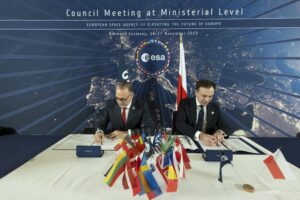 Η Πολωνία θα φιλοξενήσει νέο κέντρο του ESA στην ανατολική Ευρώπη