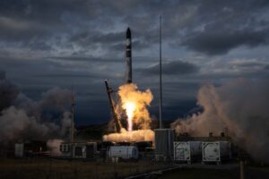 Η Rocket Lab υπέγραψε νέα συμφωνία εκτόξευσης με την ιαπωνική iQPS