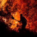 Πρέπει να προσαρμοστούμε στην κλιματική αλλαγή και να αντιμετωπίσουμε την αιτία της