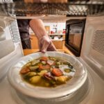 Τα περισσεύματα έχουν καλύτερη γεύση την επόμενη μέρα; Η επιστήμη λέει: μερικές φορές