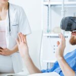 Εικονική πραγματικότητα και κλασική μουσική ρίχνουν την πίεση στα επείγοντα