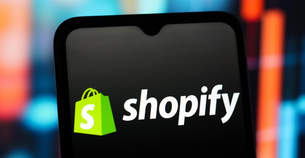 Η Shopify ανοίγει τον κατάλογό της σε περισσότερους AI πράκτορες
