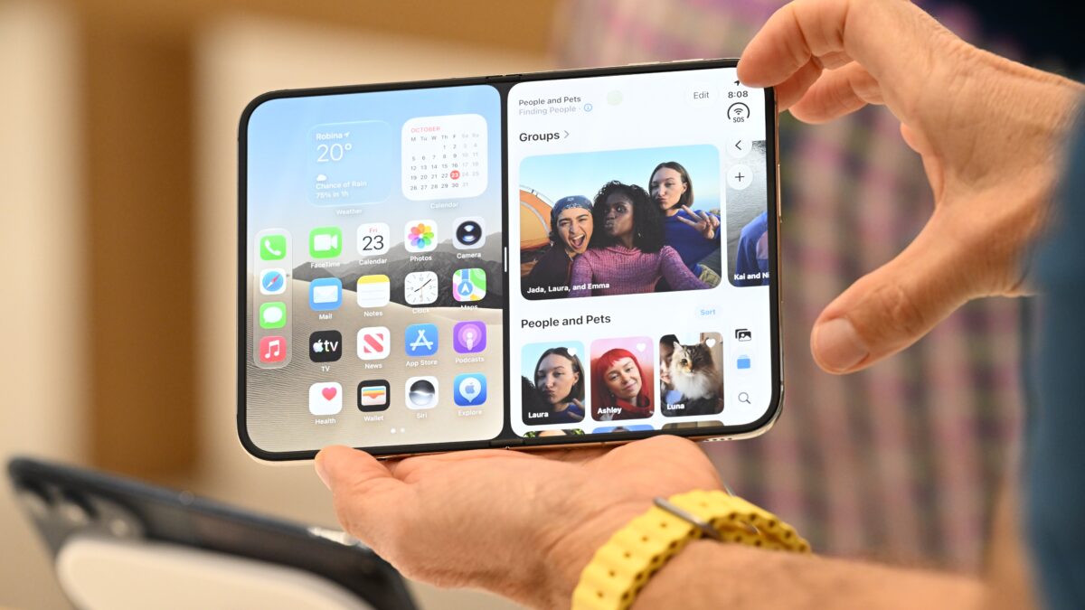 «Crackgate» στο iPhone Duo: Βρήκαν τι μπορεί να σπάει την οθόνη – Στο μικροσκόπιο ο μεντεσές