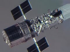 Η NASA ζητά ιδέες για τη σωτηρία του Hubble από την επανείσοδο